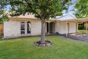 6048 NANCI DR WATAUGA, TX 76148